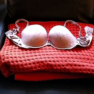 Victoria’s Secret Body by Victoria Perfect Shape 38D floral